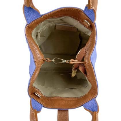 BORSA IN PELLE AZZURRA CON MANICO IN CONTRASTO