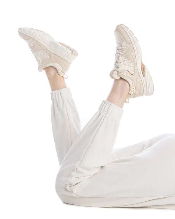 Sneakers beige