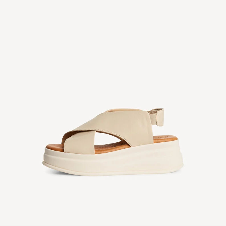 SANDALO TAMARIS IN PELLE CON INCROCIO