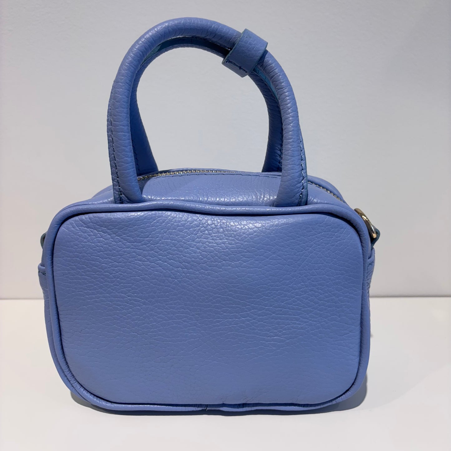 BORSA SAPONETTA A MANO E CON TRACOLLA IN PELLE