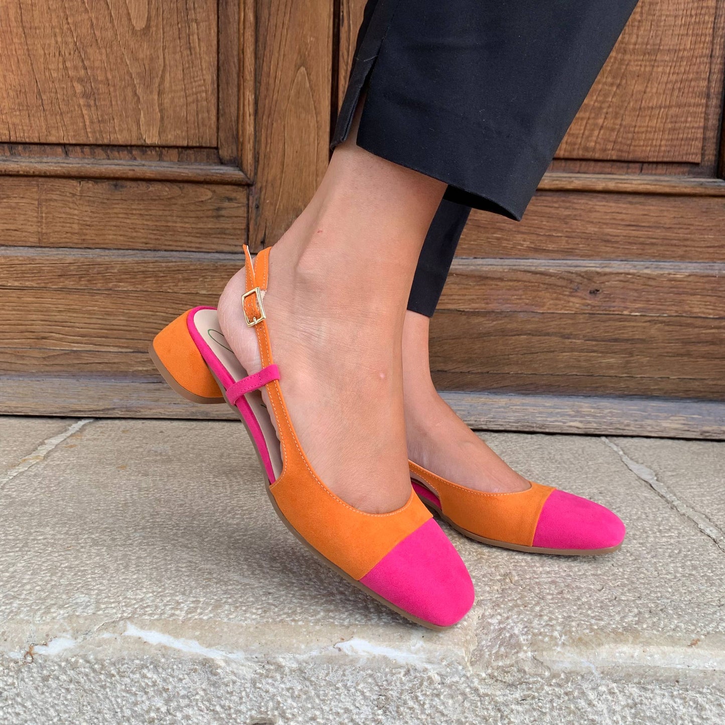 SCARPA IN CAMOSCIO ARANCIO E FUXIA