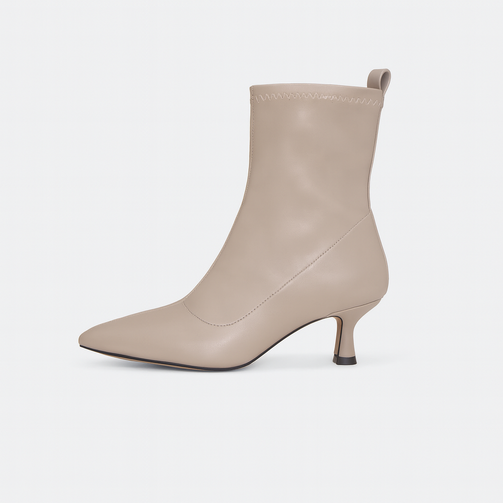 Stivaletto a punta taupe