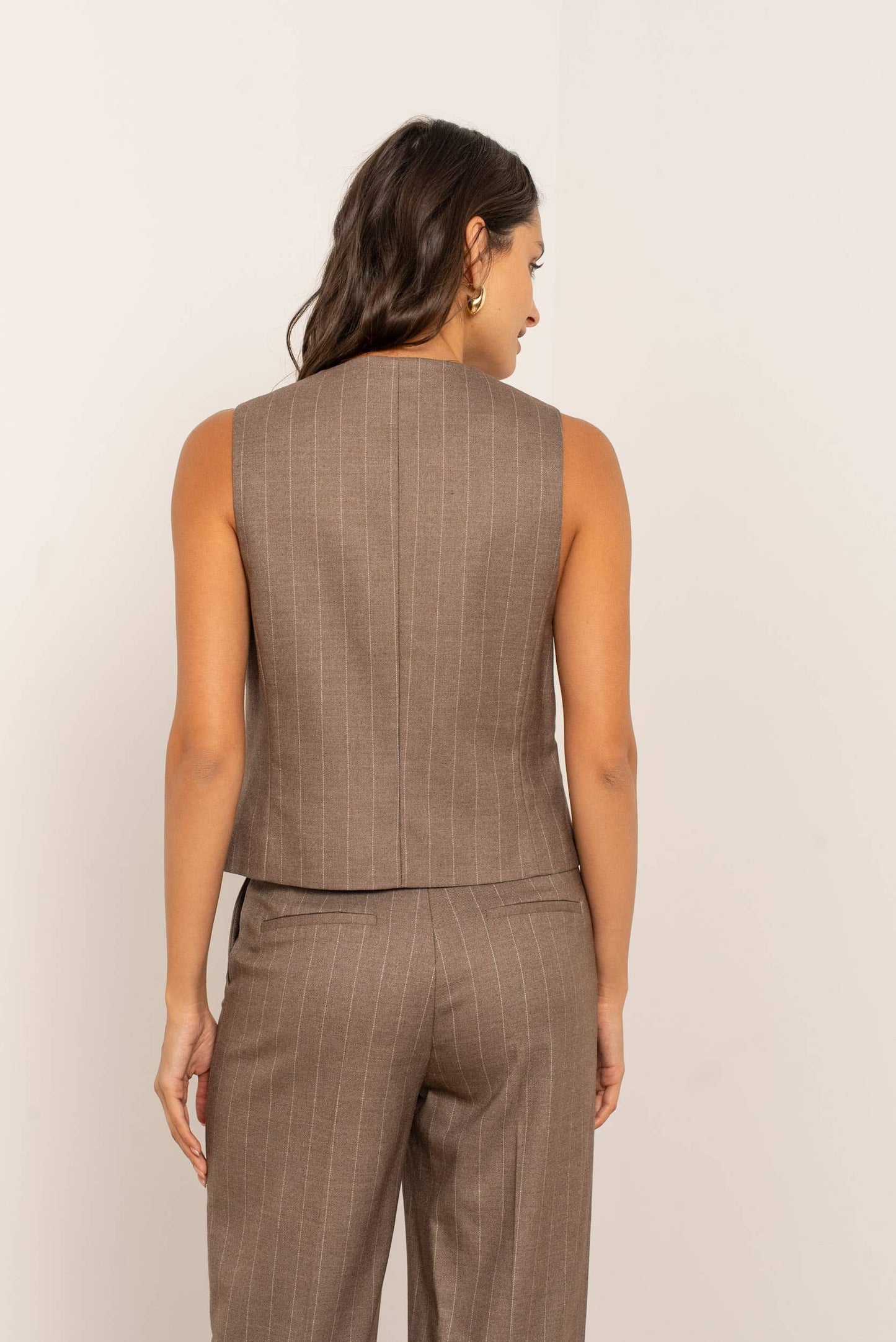 Gilet senza maniche gessato - Tortora
