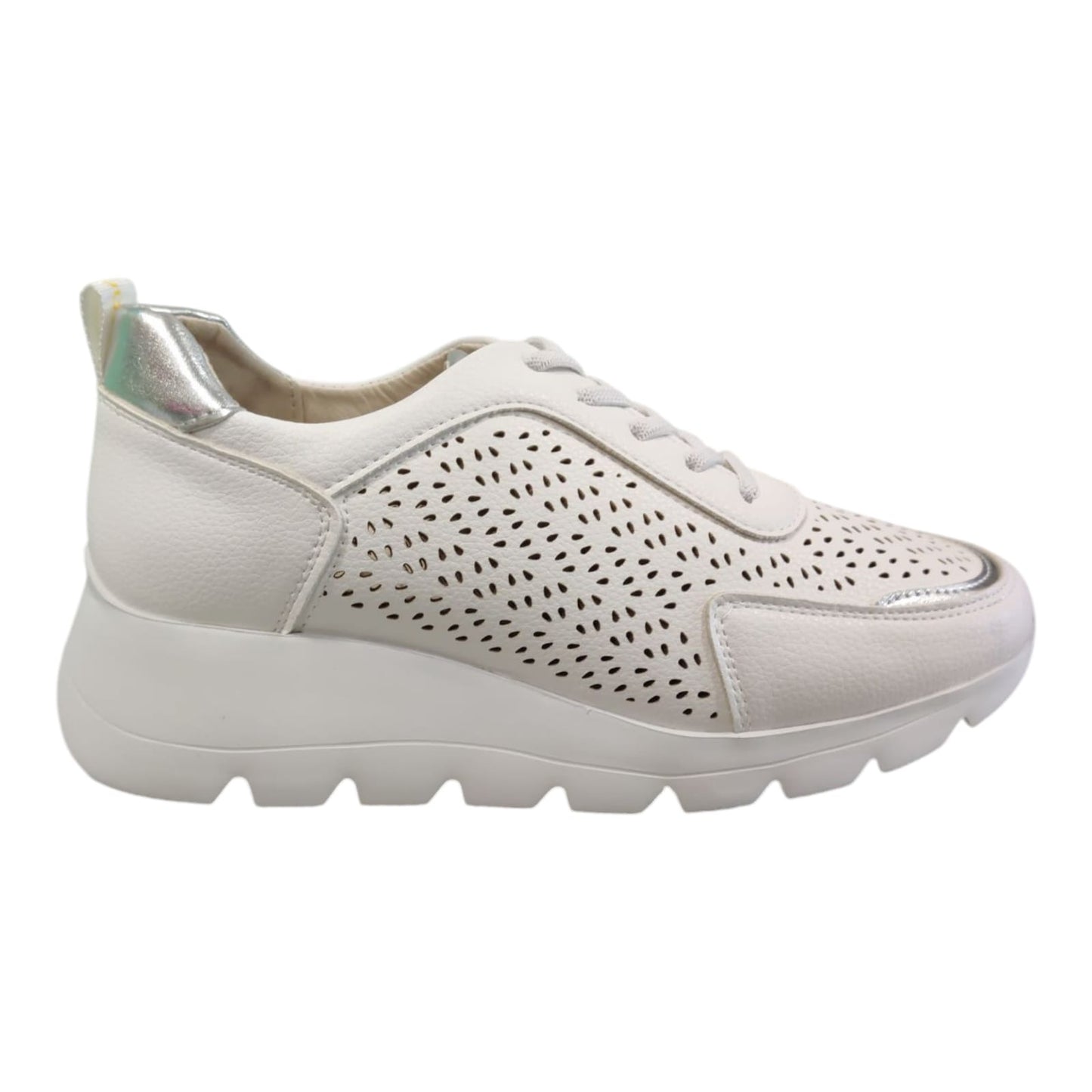 Sneakers traforata bianca