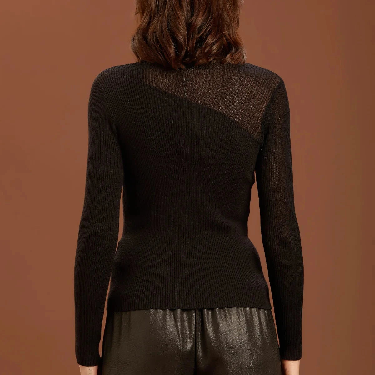 Maglia con trasparenze