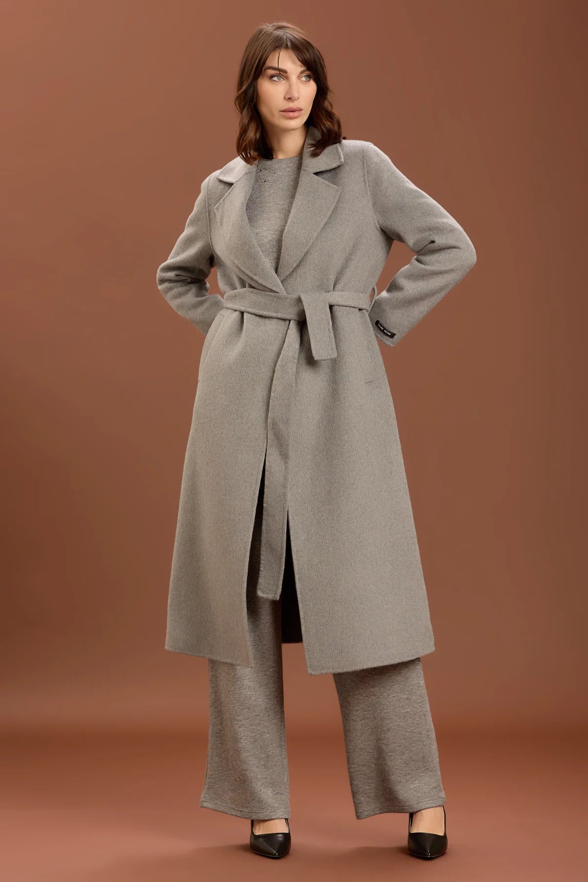 Cappotto lungo con cinta