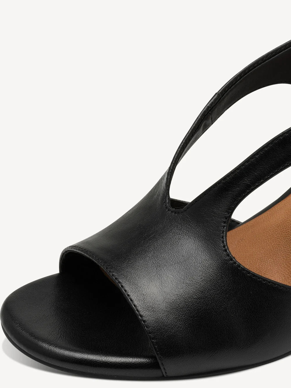 Sandalo in pelle Tamaris