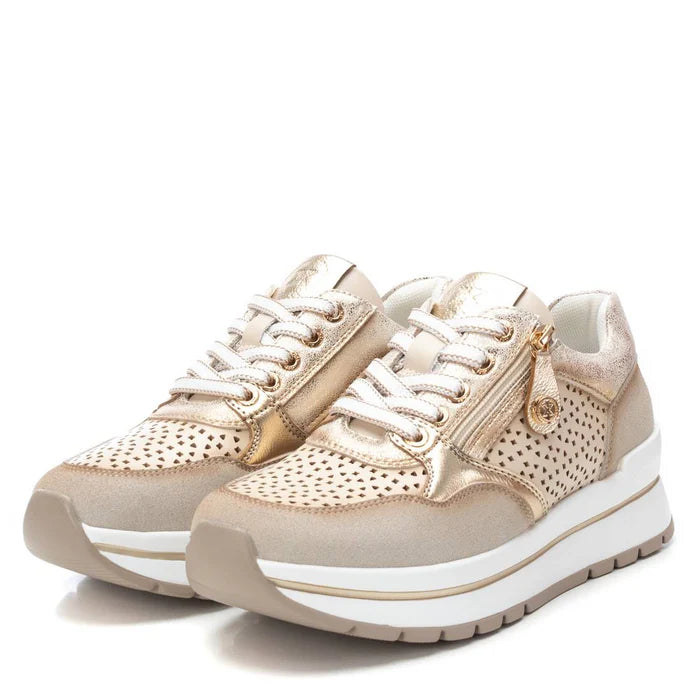 Sneakers beige con zip e soletta estraibile