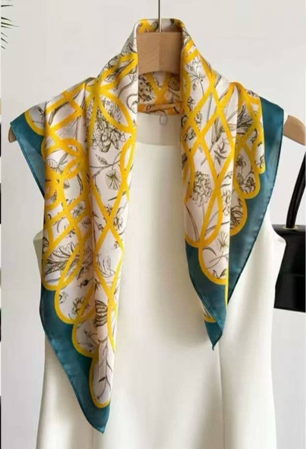 Foulard Quadrato 70x70 Effetto Seta Giallo Dorato Eleganza