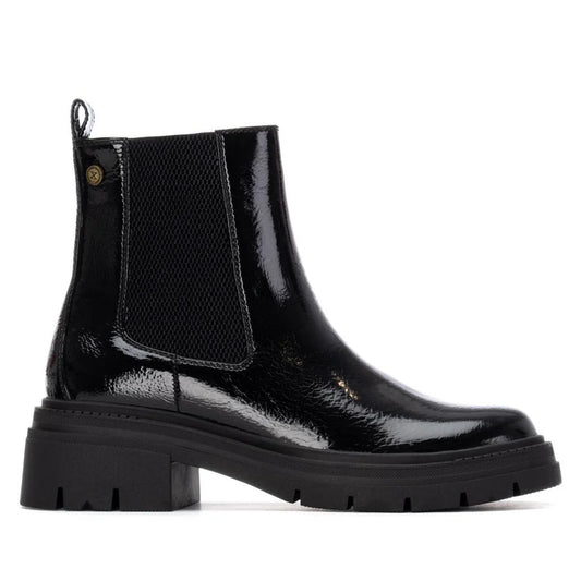 Stivaletto basso effetto vernice