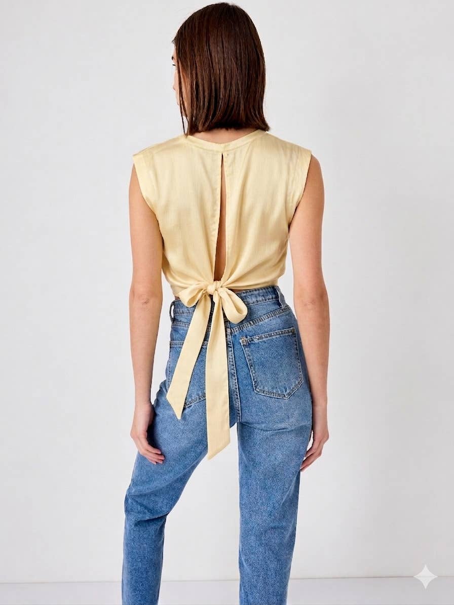 Top corto Maguie con scollo da annodare dietro - CK08161-1
