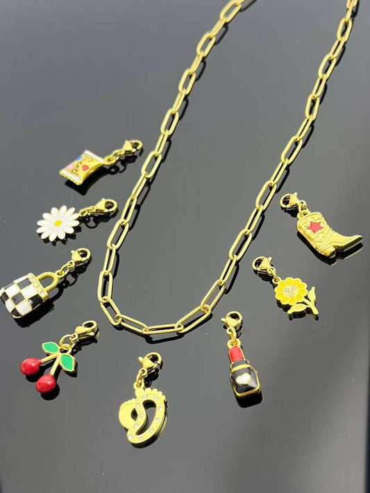 Collana a maglia rettangolare martellata, dorata, audace, chic