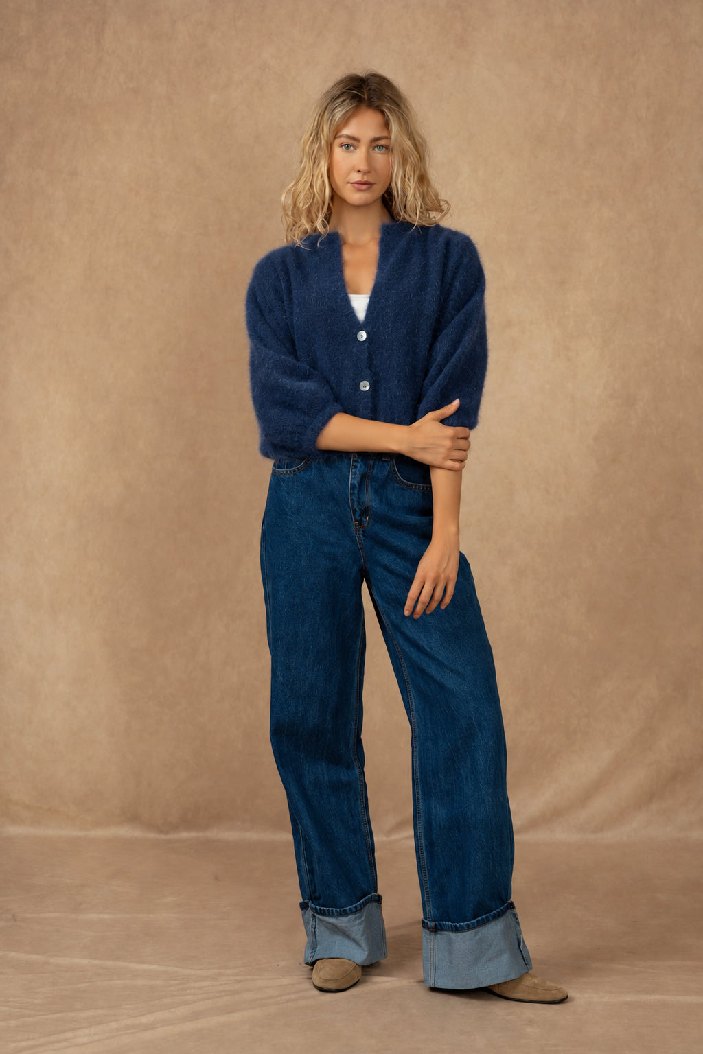 Cardigan con bottoni in lana