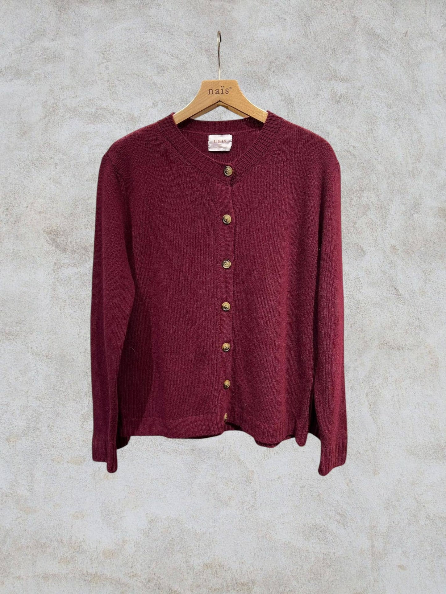 Cardigan girocollo con bottoni in lana merino