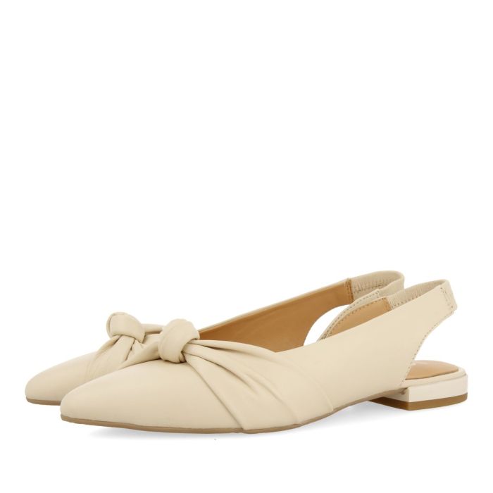 BALLERINE SLINGBACK CON FIOCCO IN PELLE OFF WHITE