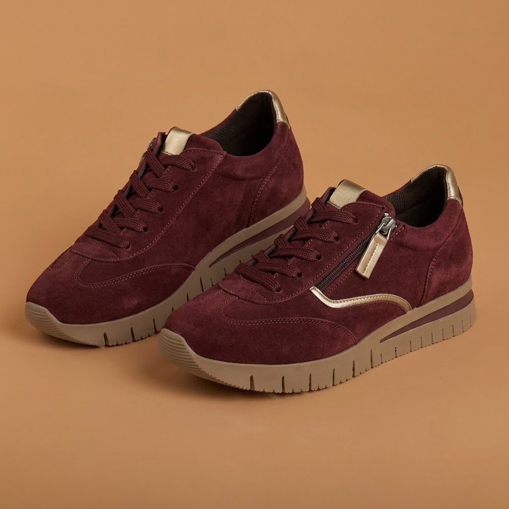 Sneakers donna Soffice Sogno Vernissage bordeaux in camoscio con zip laterale e suola flessibile miele