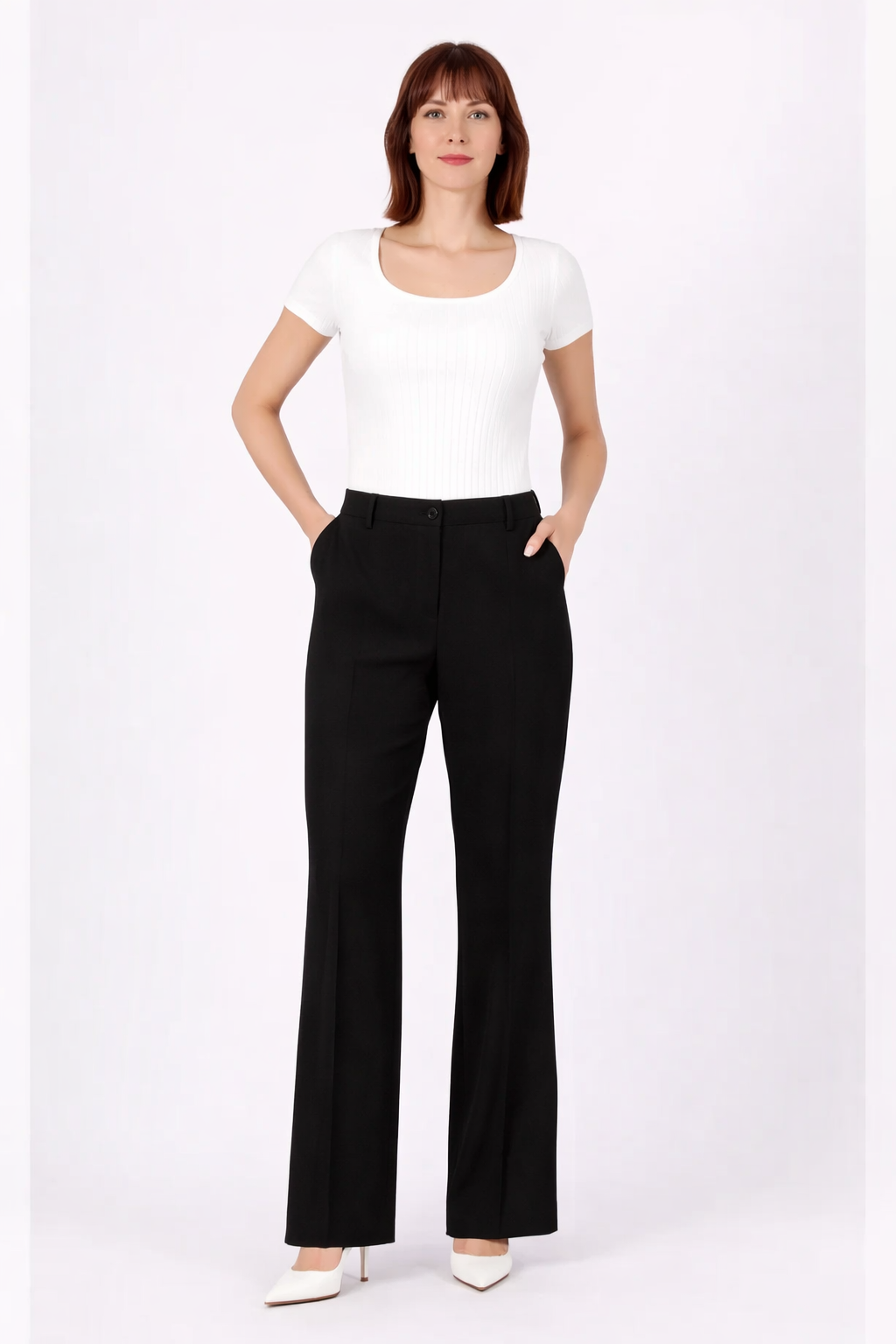 Pantaloni sartoriali a zampa