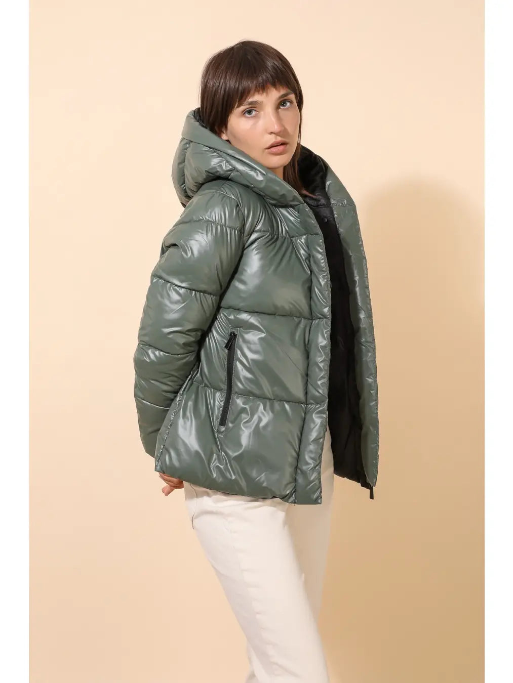 Giacca imbottita con zip e cappuccio