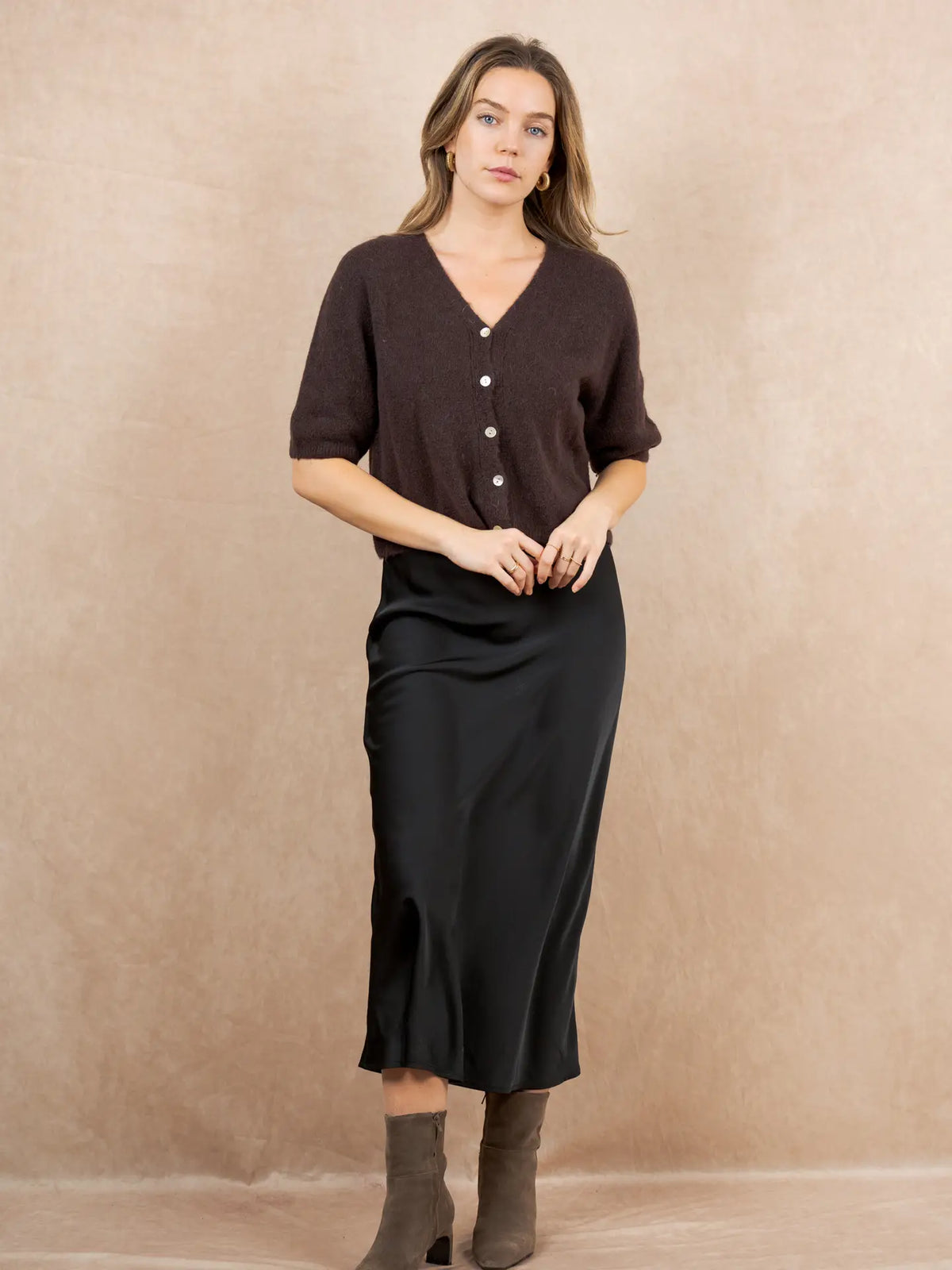 Cardigan con bottoni in lana