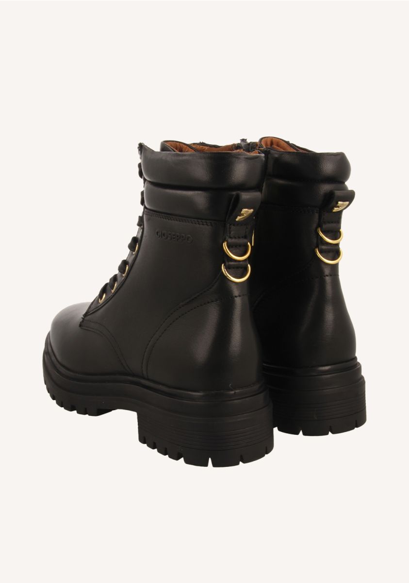 Anfibio stile militare