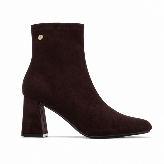 Stivaletto scamosciato con tacco
