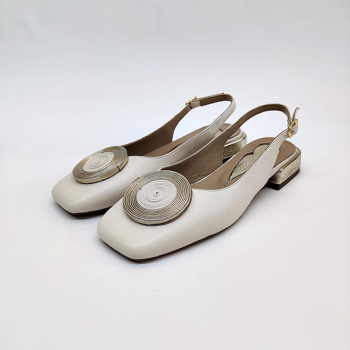 Scarpa Slingback con Tacco basso