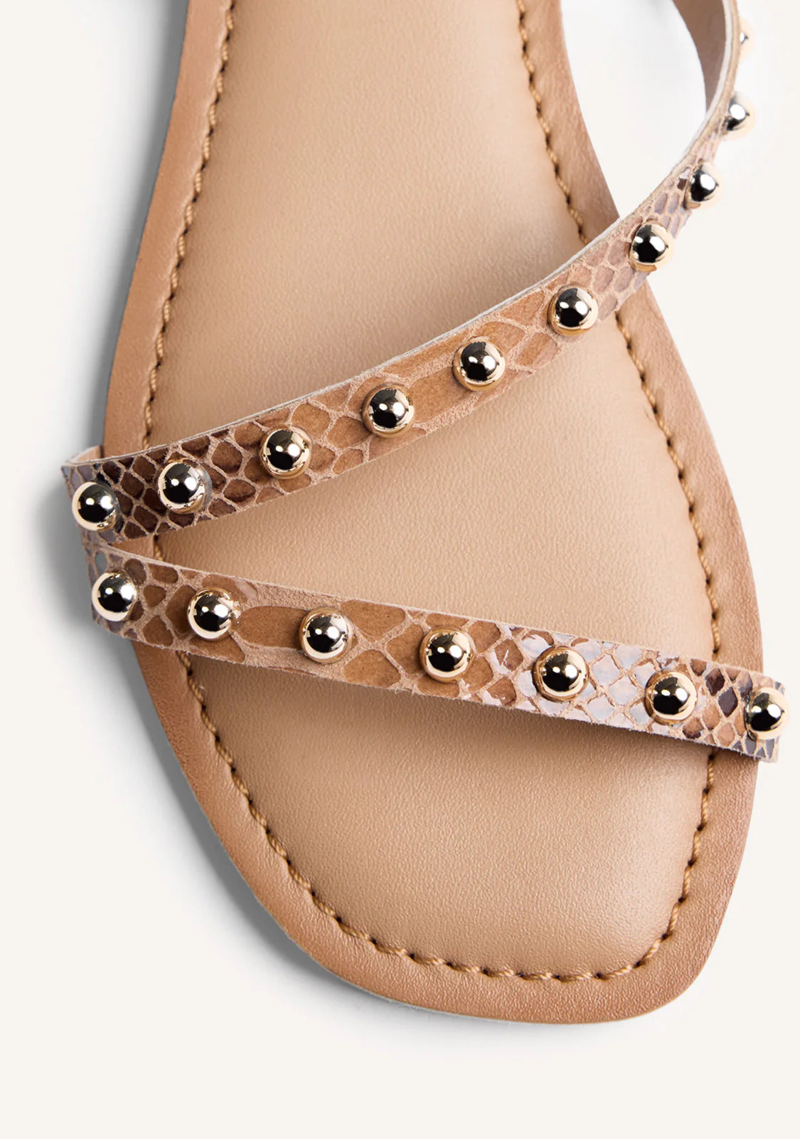 Sandali animalier borchie