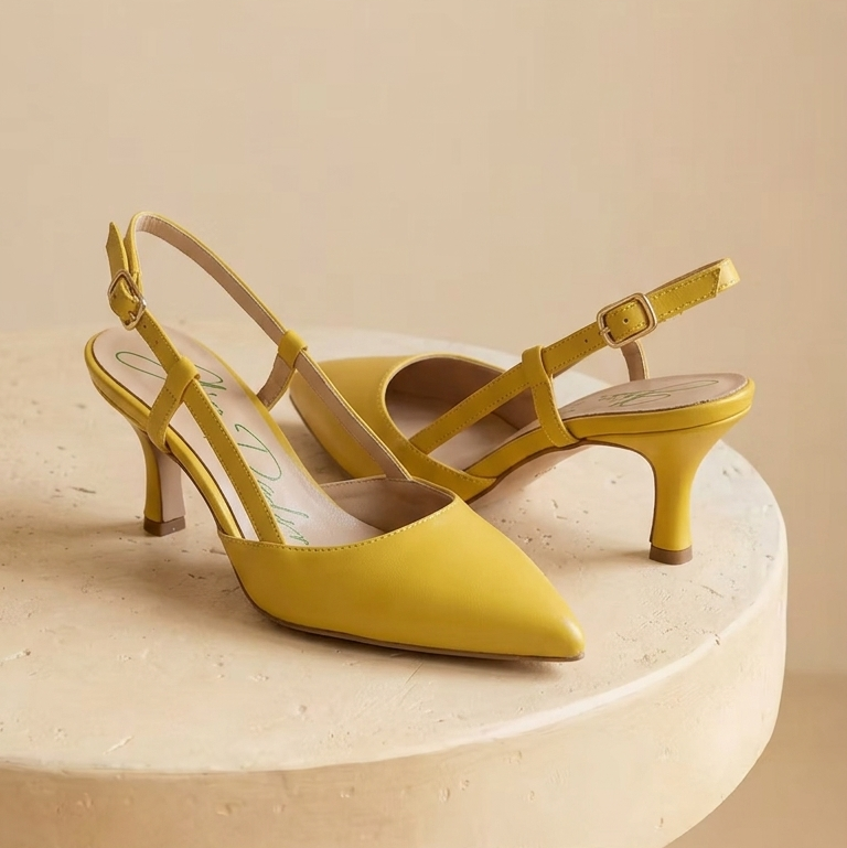 Chanel in pelle - giallo ocra