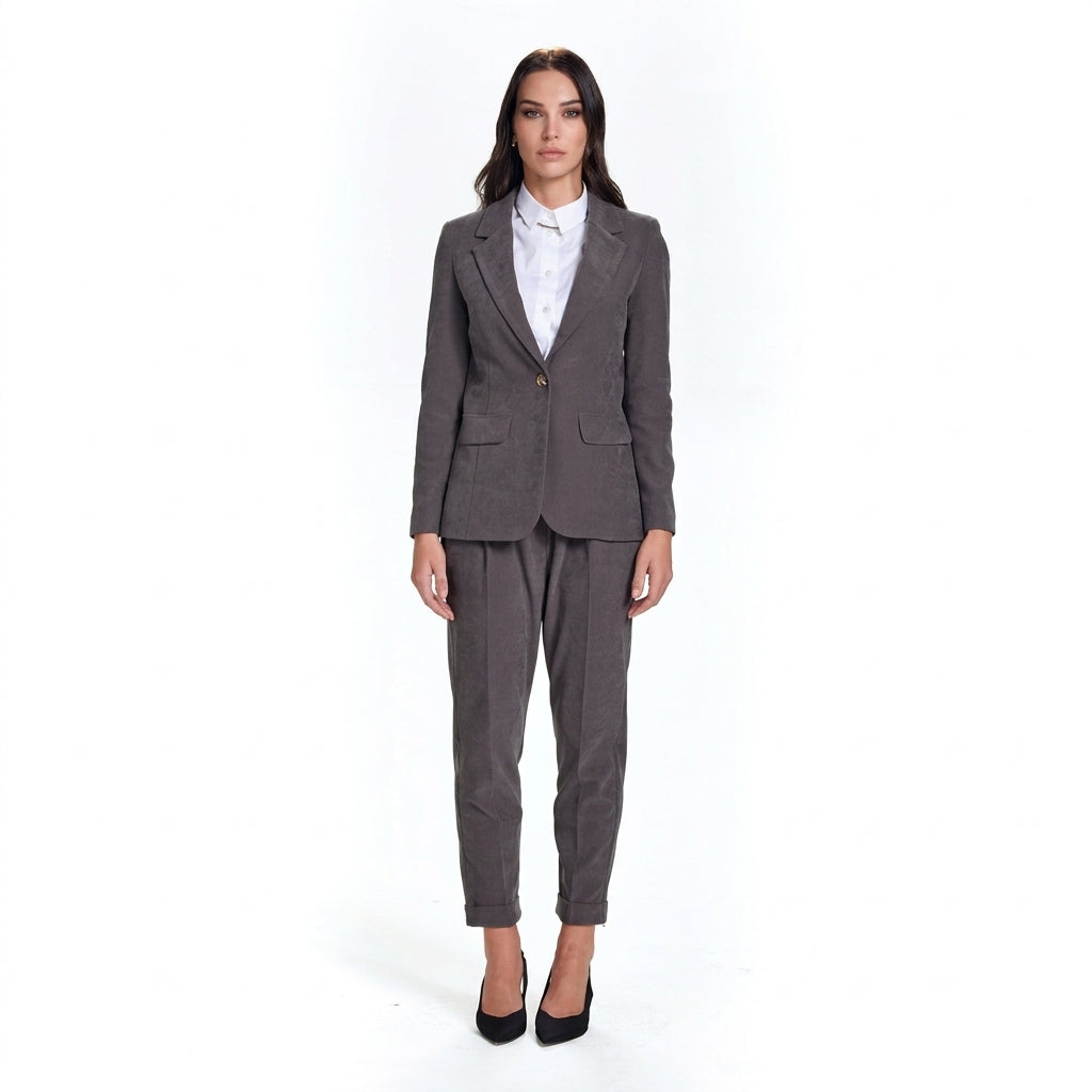 Tailleur in dainetto grigio mastice