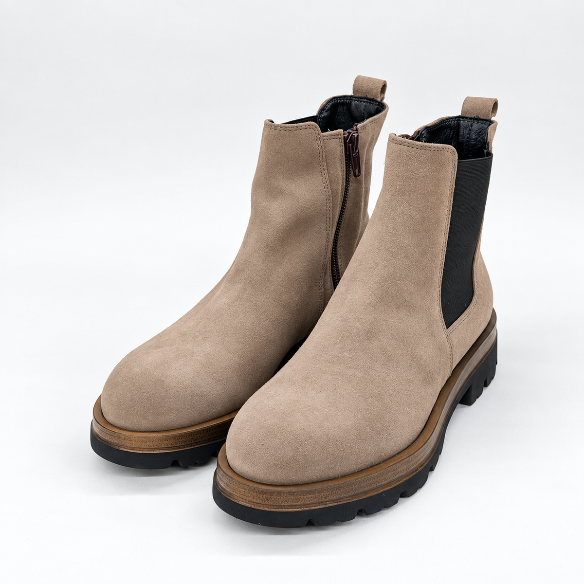 Chelsea in suede taupe