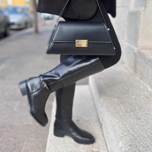 Stivale Tamaris modello cavallerizza nero