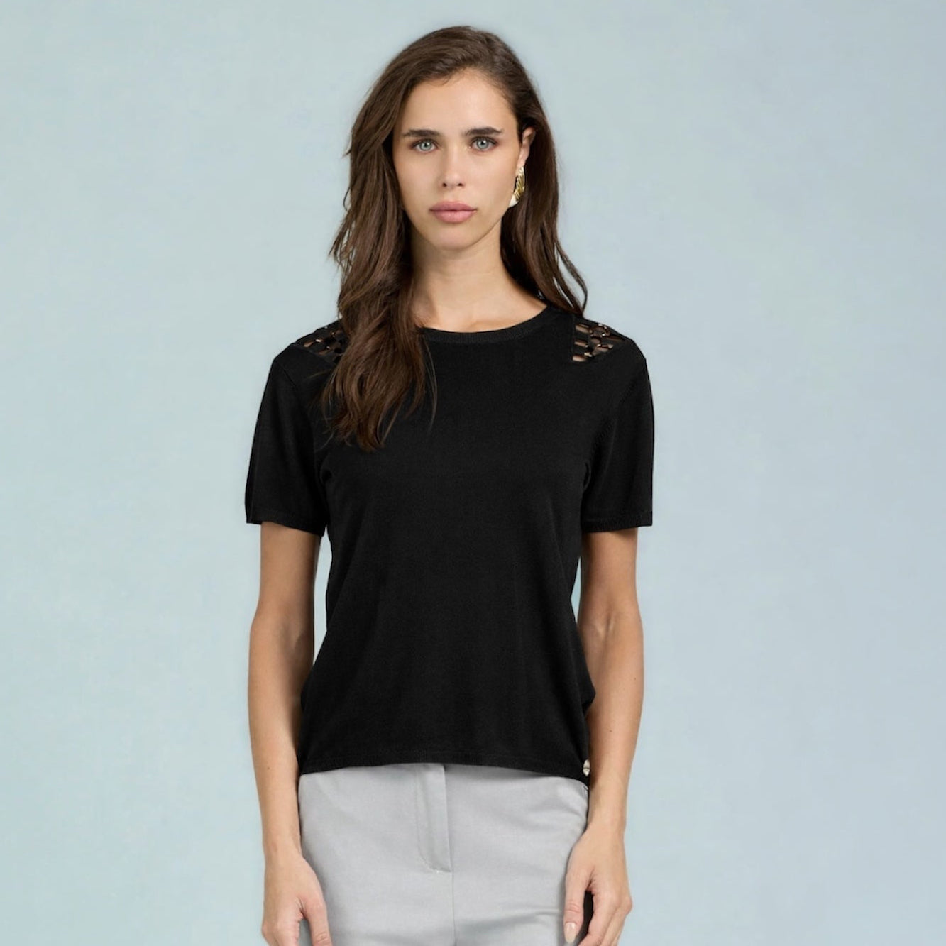 Maglia dettaglio cut out