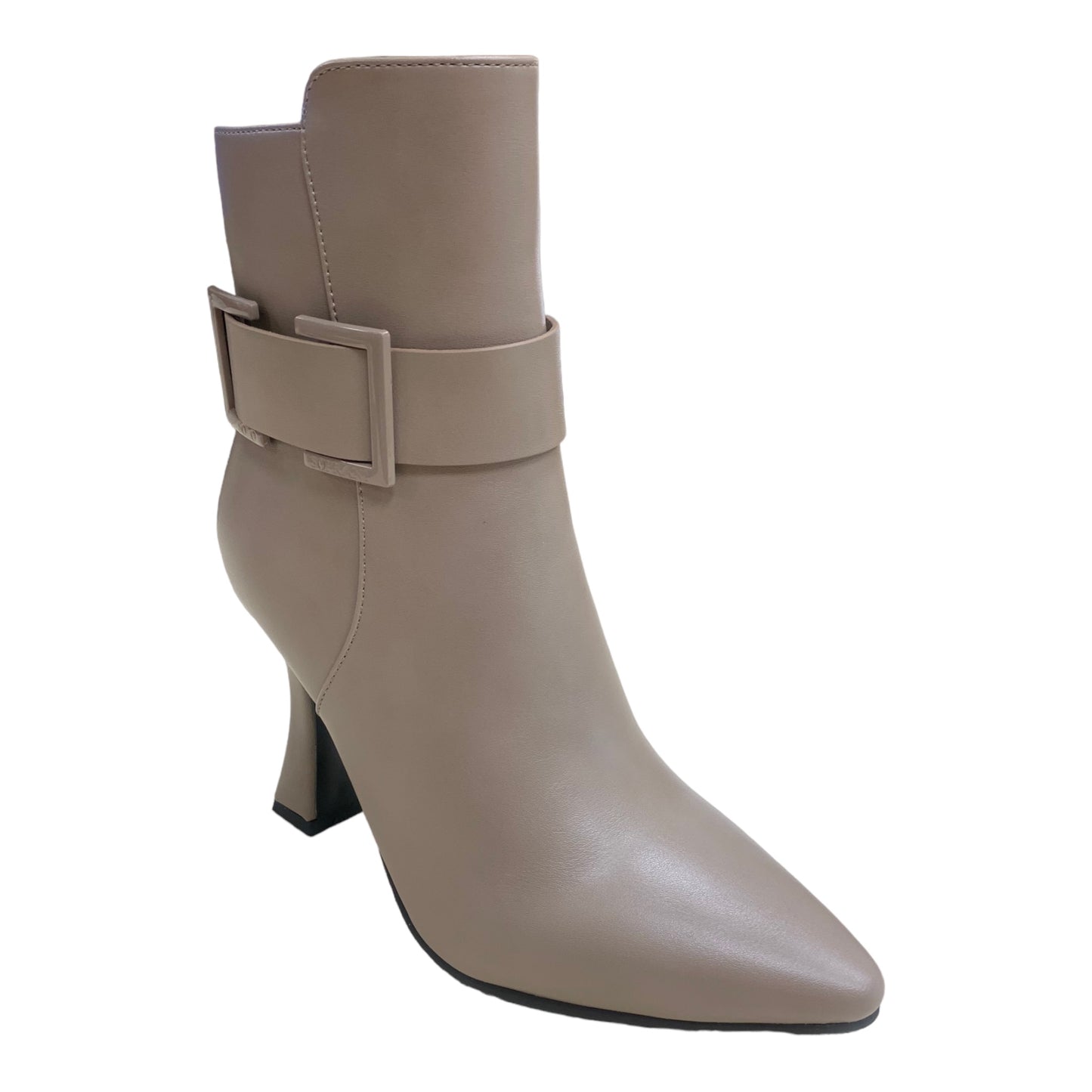 STIVALETTO BEIGE CON CINTURINO RETTANGOLARE