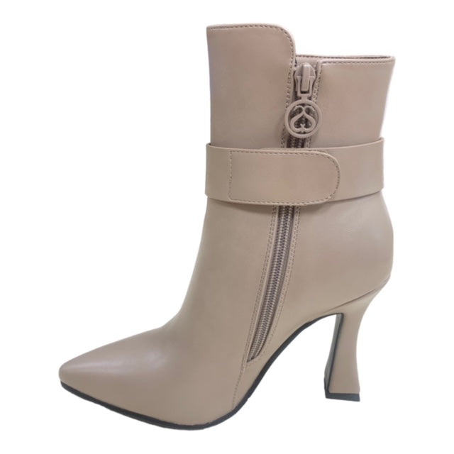 STIVALETTO BEIGE CON CINTURINO RETTANGOLARE