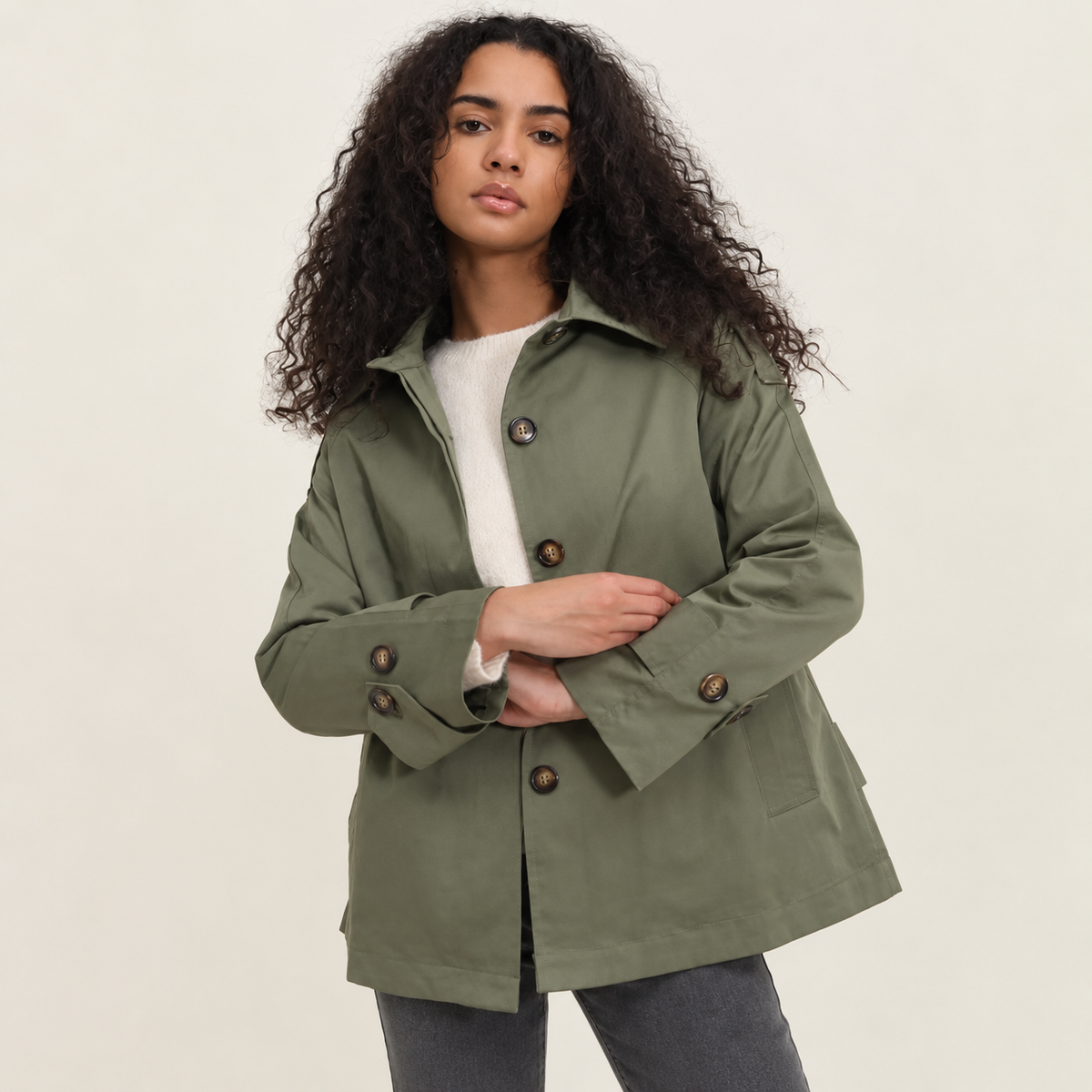 Trench corto kaki