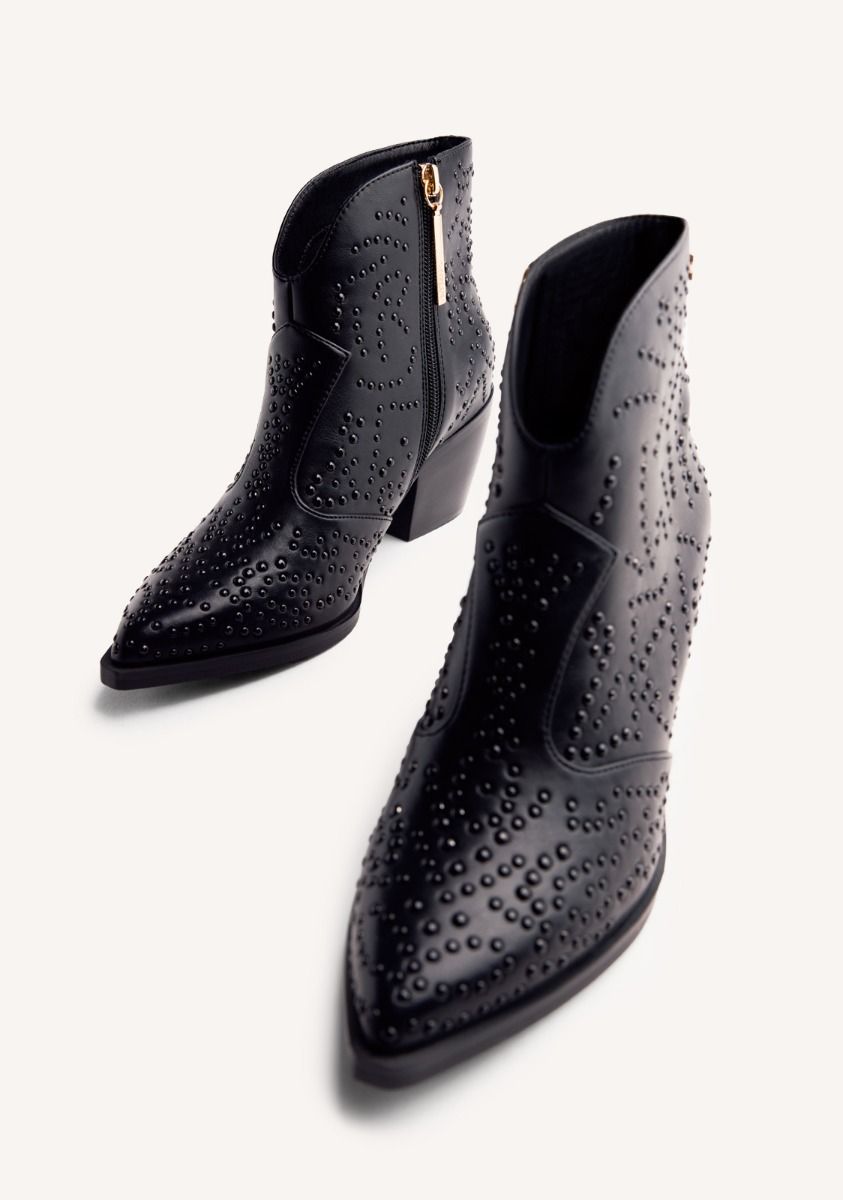 Texano dettaglio borchie