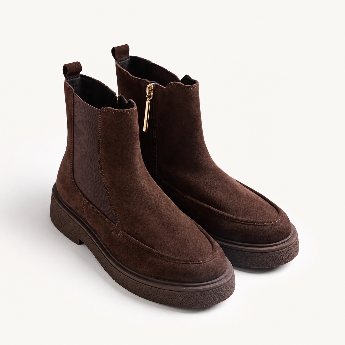 Stivaletti Chelsea in camoscio brown