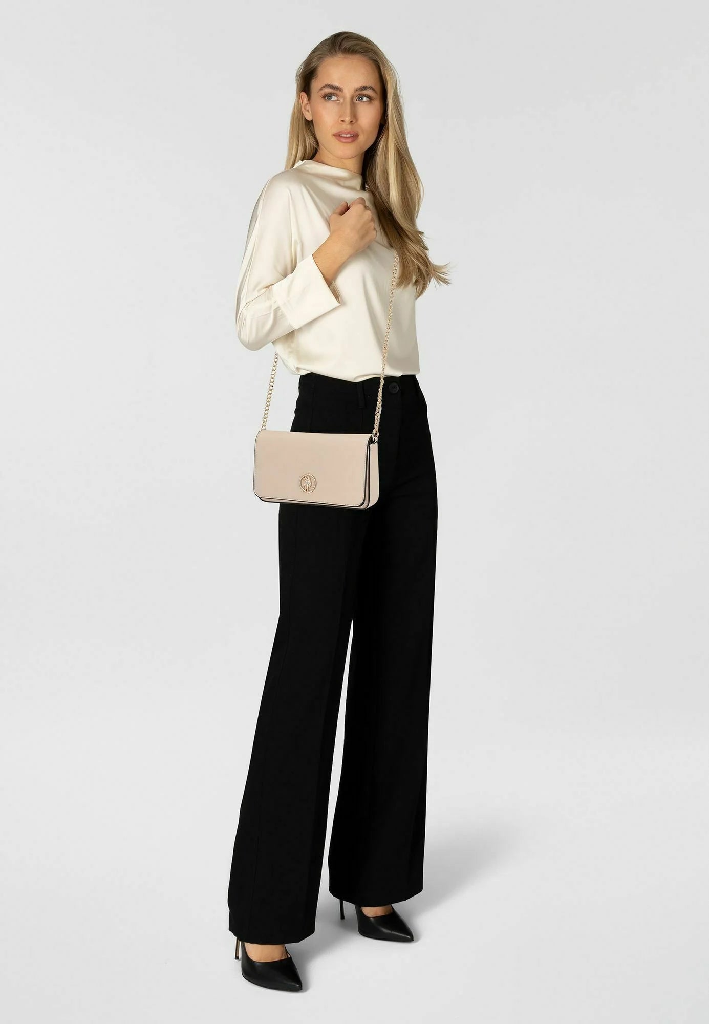 Borsa ceremony flap - Cipria