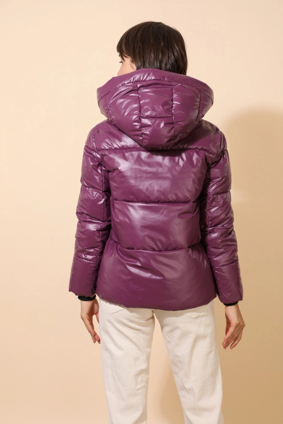 Giacca imbottita con zip e cappuccio