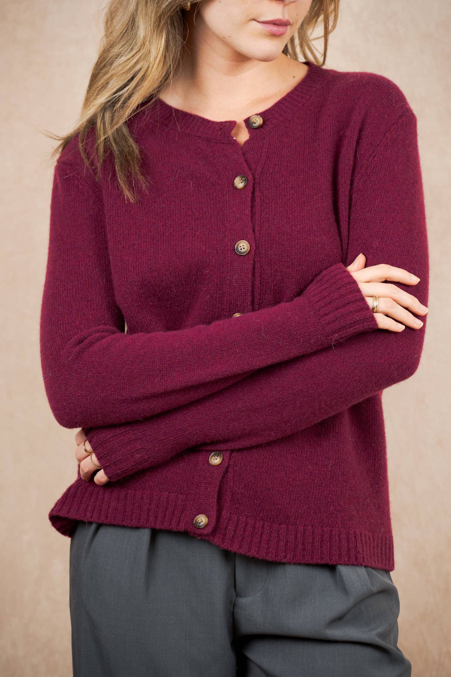 Cardigan girocollo con bottoni 100% lana merino extrafine: Bleu marine / Taglia unica