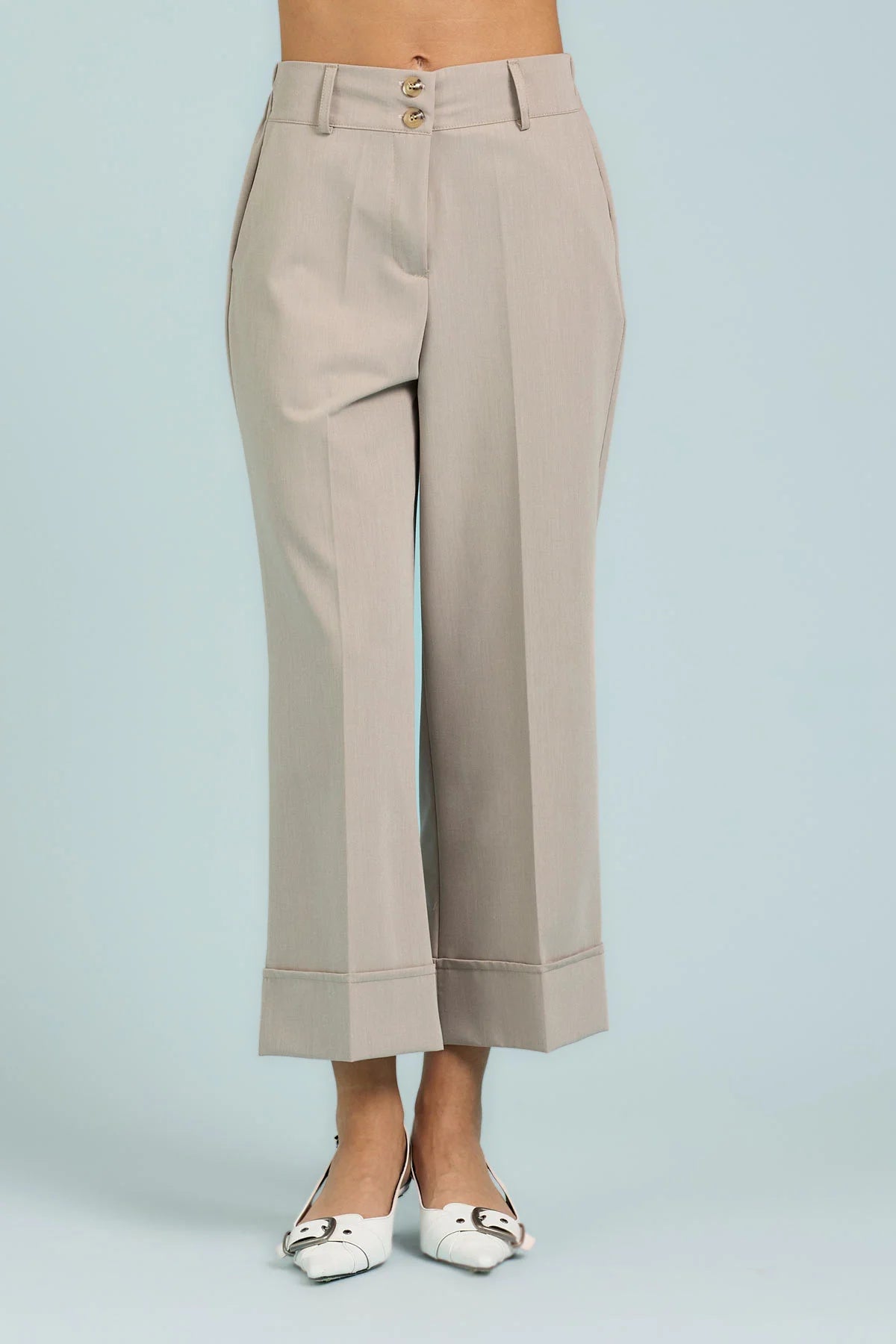 Pantaloni crop con risvolto