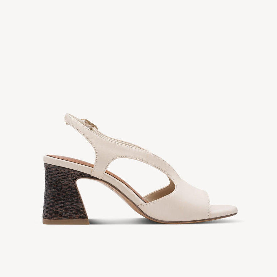 Sandalo in pelle Tamaris