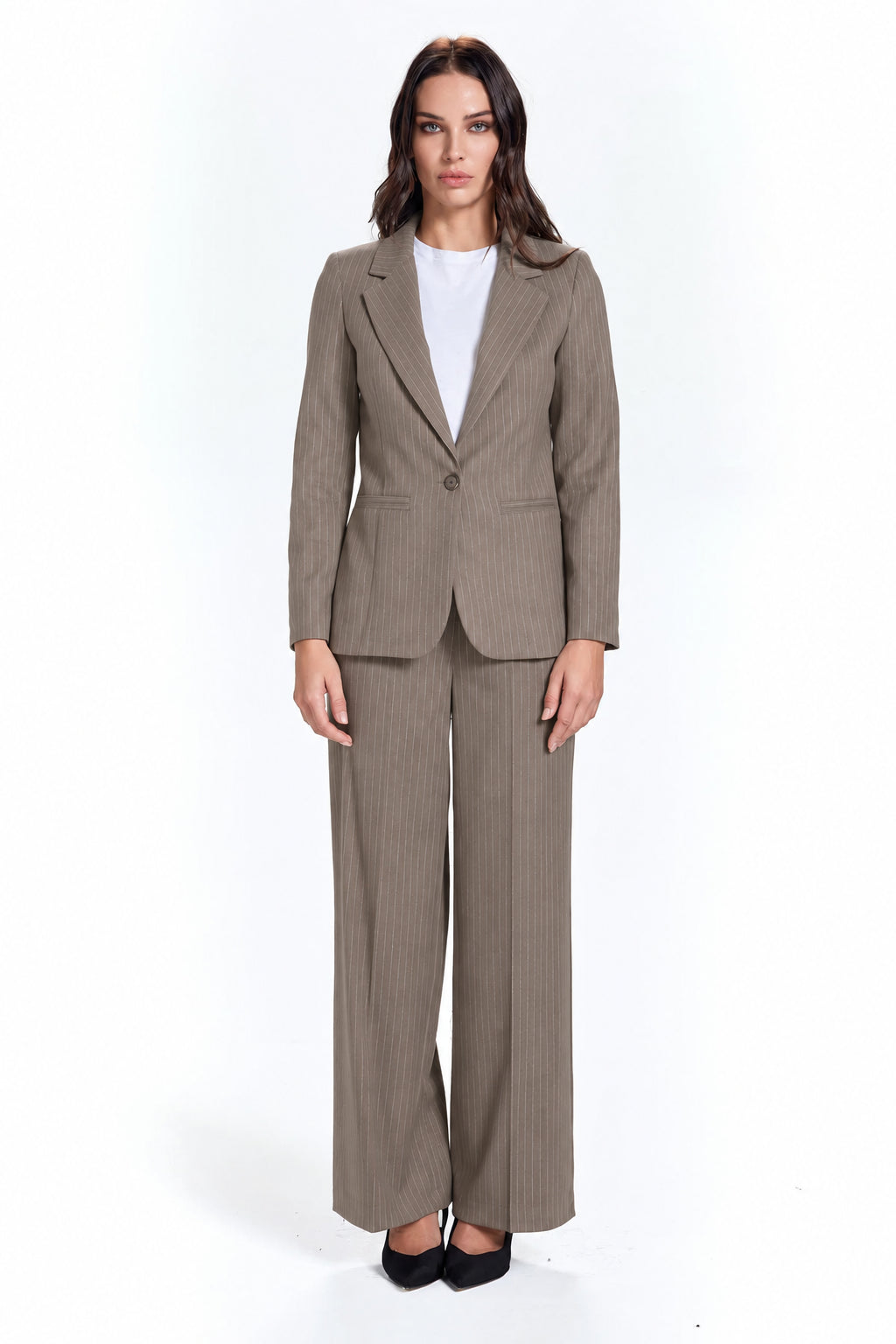 Tailleur gessato tortora