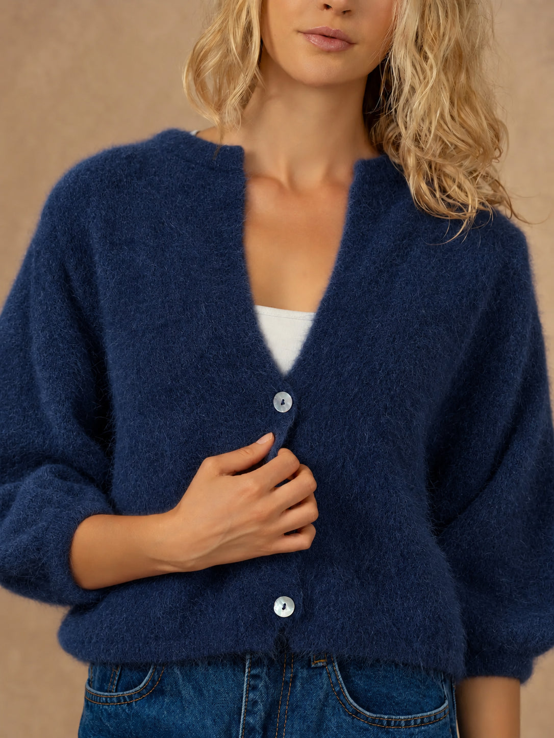Cardigan con bottoni in lana
