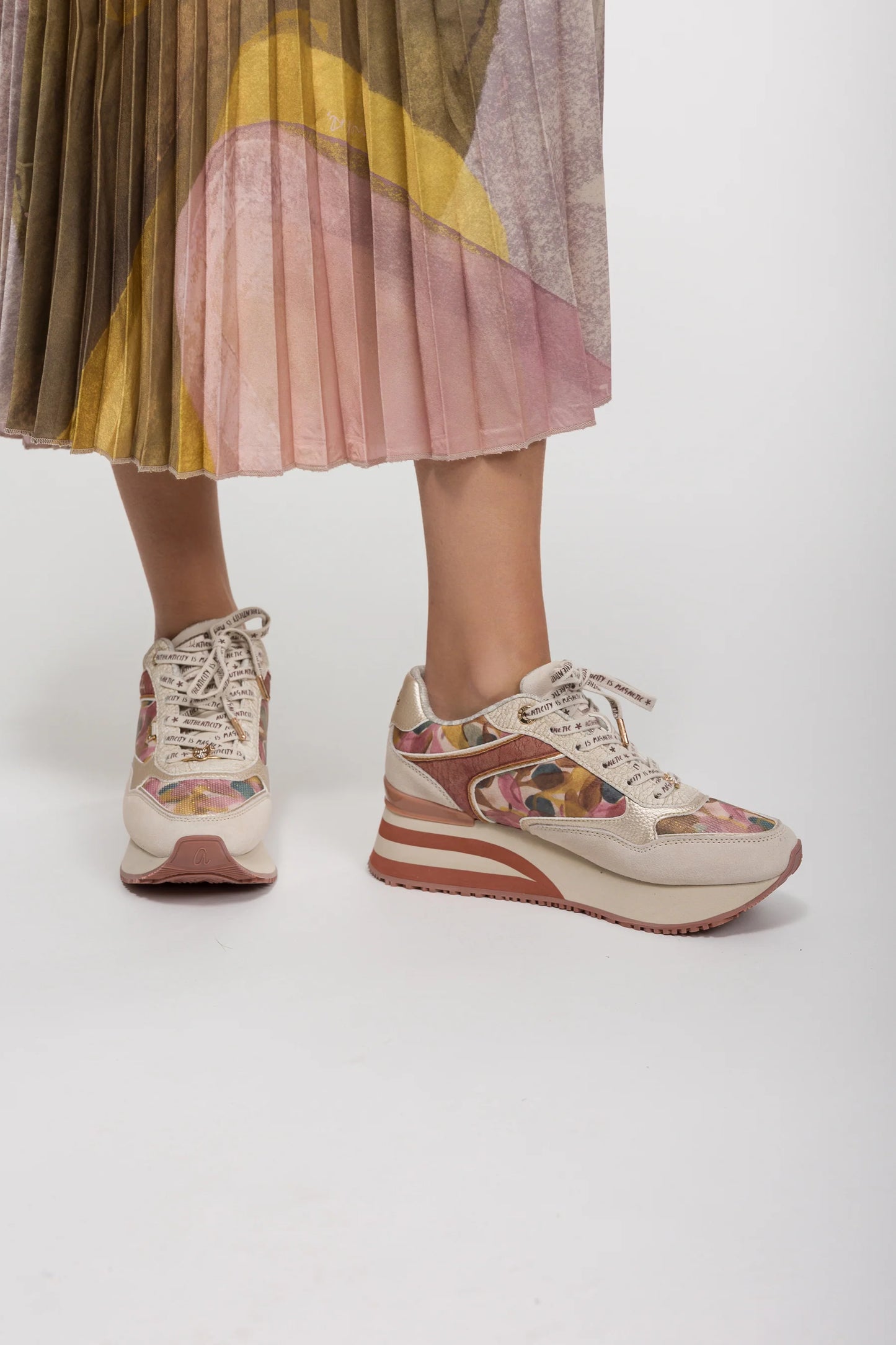 Sneakers LONDON Anekke