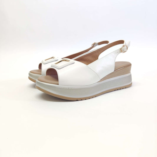 Sandalo Repo in pelle bianca co accessorio