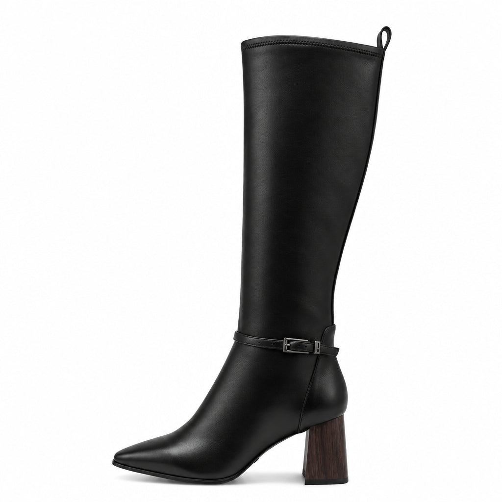 Stivale alto da donna Tamaris sotto il ginocchio in pelle nera con punta affusolata sfilata tacco largo effetto legno e cinturino decorativo alla caviglia